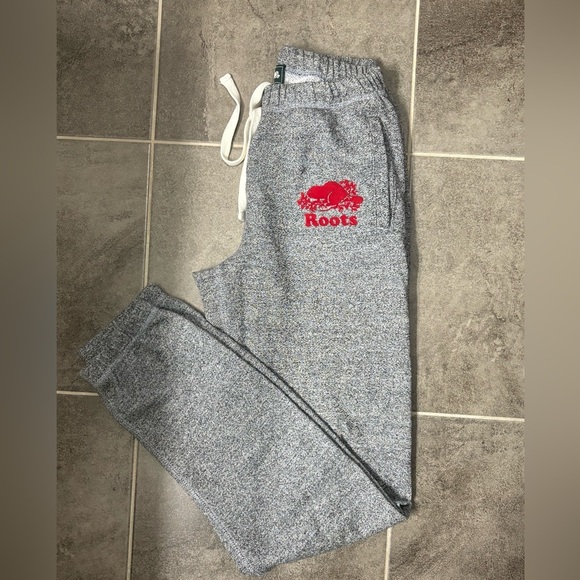 Roots Gray Sweatpants XXS  salt and pepper collection  so comfy for all seasons - Picture 1 of 3